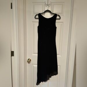 Jones New York 100% Silk with Sequins, Black Sleeveless Maxi Dress size 4